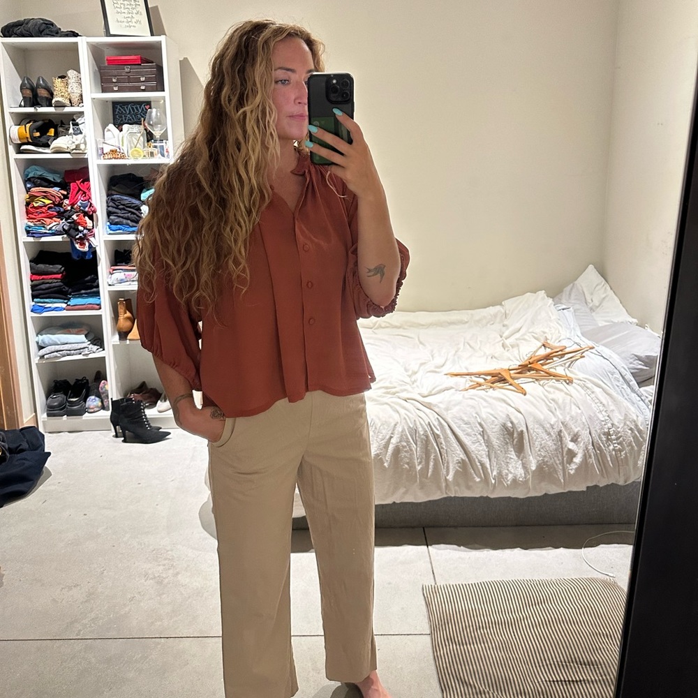 Vintage blouse very flowy & slightly sheer burnt orange fits like a medium